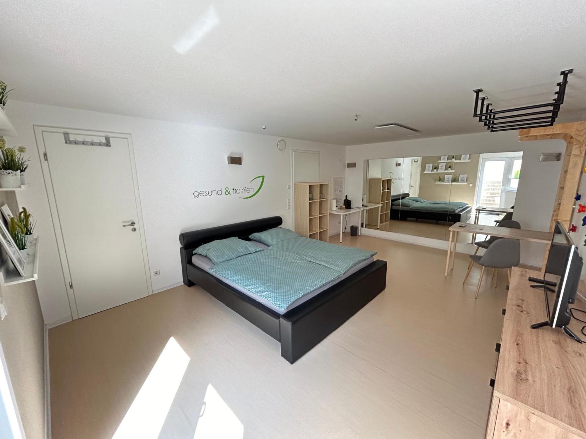 Inspirierendes Sport-Motto-Zimmer In Bad Friedrichshall Naehe Lidl Audi Exterior foto